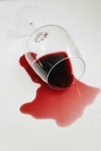 wine spilled glass 